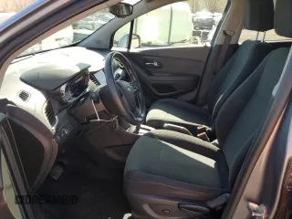 2020 Chevrolet Trax LS z VIN 3GNCJNSB3LL276516, wystawiony jako Copart lot #52796185 z przebiegiem 70 701 mil mil oraz Szkoda całkowita • Salvage title. Historia ofert i sprzedaży dostępna na DreamBid. Obrazek 7.