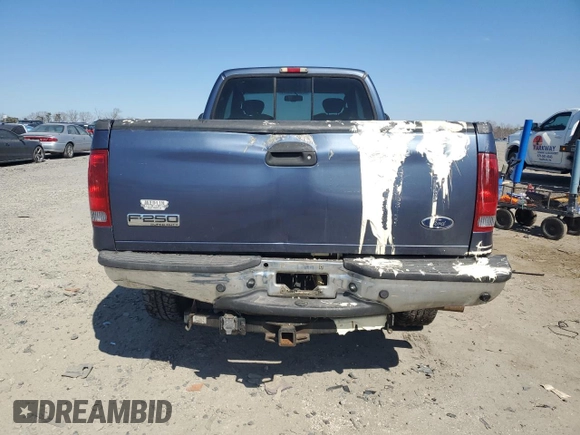 2006 Ford F-250 XL z VIN 1FTSX21P26EB66849, wystawiony jako Copart lot #47674665 z przebiegiem 135 771 mil mil oraz Szkoda całkowita • Salvage title. Historia ofert i sprzedaży dostępna na DreamBid. Obrazek 6.