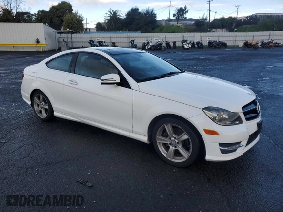 2015 Mercedes-Benz C 250 with VIN WDDGJ4HB6FG433210, listed as a Copart auction lot 49184935 with 84,864 mi miles and Salvage Title. Bid and sale history available at carsss.com. Image 4.