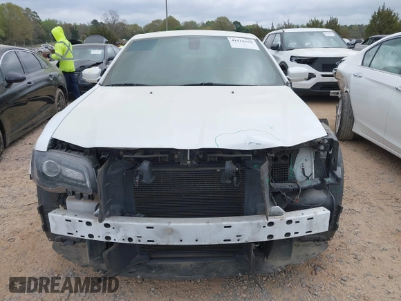 2018 Chrysler 300 S with VIN 2C3CCABG2JH269624, listed as a IAAI auction lot 41918109 with 147,709 mi miles and . Bid and sale history available at DreamBid. Image 12.