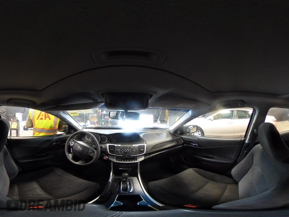 2013 Honda Accord EX с VIN 1HGCR2F77DA255037, выставлен на аукционе IAAI как лот 42502142 с пробегом 104 746 миль миль и . История ставок и продаж доступна на DreamBid. Изображение 19.