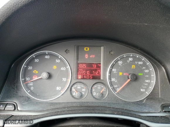 2007 Volkswagen Rabbit with VIN WVWBR71K97W130891, listed as a Copart auction lot 82429724 with 222,010 mi miles and Salvage Title. Bid and sale history available at carsss.com. Image 9.