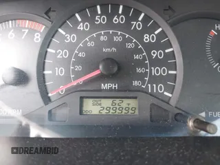 2007 Toyota Corolla CE with VIN JTDBR32E270122622, listed as a IAAI auction lot 41958472 with 299,999 mi miles and . Bid and sale history available at DreamBid. Image 7.