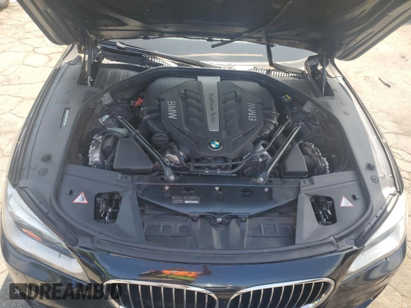 2014 BMW 7 Series ALPINA B7 with VIN WBAYE8C5XED780502, listed as a Copart auction lot 57492125 with 118,978 mi miles and Clean title. Bid and sale history available at DreamBid. Image 11.