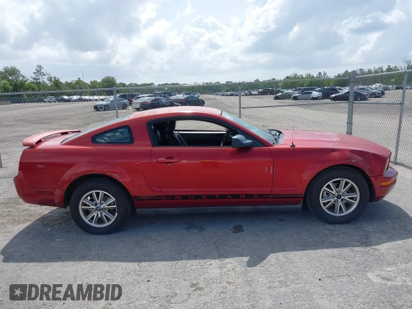 2005 Ford Mustang Deluxe with VIN 1ZVFT80N755162548, listed as a IAAI auction lot 42718109 with 98,194 mi miles and . Bid and sale history available at DreamBid. Image 13.