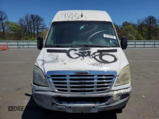 2010 Freightliner Sprinter с VIN WDYPE8CC3A5454157, выставлен на аукционе Copart как лот 56998035 с пробегом 209 713 миль миль и Чистый • Clean title. История ставок и продаж доступна на DreamBid. Изображение 5.