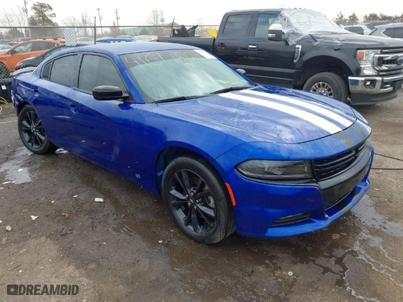 2022 Dodge Charger SXT with VIN 2C3CDXJG6NH143483, listed as a IAAI auction lot 41642211 with 111,484 mi miles. Bid and sale history available at carsss.com. Image 1.