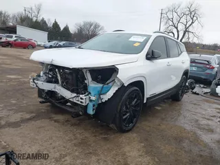 2024 GMC Terrain SLE with VIN 3GKALMEG3RL114426, listed as a IAAI auction lot 41524538 with 31,551 mi miles. Bid and sale history available at carsss.com. Image 2.
