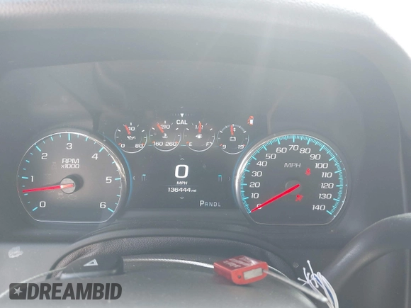 2017 Chevrolet Tahoe LT z VIN 1GNSKBKC2HR330422, wystawiony jako IAAI lot #42419205 z przebiegiem 136 444 mil mil oraz . Historia ofert i sprzedaży dostępna na DreamBid. Obrazek 7.