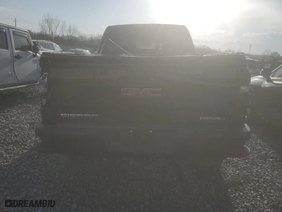 2017 GMC Sierra 2500HD Denali with VIN 1GT12UEY6HF232938, listed as a Copart auction lot 49150515 with 116,949 mi miles and Salvage Title. Bid and sale history available at carsss.com. Image 6.