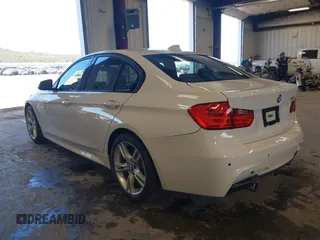 2015 BMW 3 Series 335i z VIN WBA3A9G58FNN73480, wystawiony jako IAAI lot #42116761 z przebiegiem 50 879 mil mil oraz . Historia ofert i sprzedaży dostępna na DreamBid. Obrazek 3.