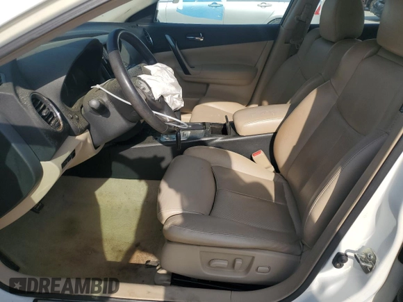 2014 Nissan Maxima SV z VIN 1N4AA5AP4EC446058, wystawiony jako Copart lot #51843385 z przebiegiem 98 481 mil mil oraz Szkoda całkowita • Salvage title. Historia ofert i sprzedaży dostępna na DreamBid. Obrazek 7.