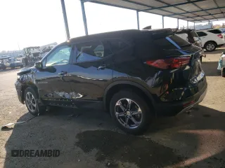 2024 Chevrolet Blazer LT z VIN 3GNKBJR45RS163609, wystawiony jako Copart lot #82987384 z przebiegiem 27 882 mil mil oraz Nie do naprawy • Non repairable. Historia ofert i sprzedaży dostępna na DreamBid. Obrazek 2.