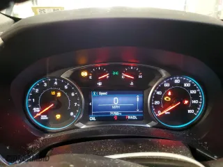 2020 Chevrolet Equinox LT with VIN 3GNAXUEV7LL316604, listed as a Copart auction lot 46686915 with 71,793 mi miles and Salvage Title. Bid and sale history available at carsss.com. Image 9.