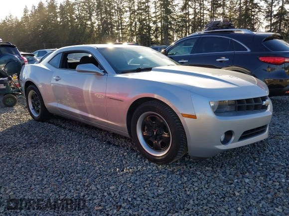 2011 Chevrolet Camaro 2LS z VIN 2G1FA1ED4B9117977, wystawiony jako IAAI lot #41570141 z przebiegiem 159 269 mil mil oraz . Historia ofert i sprzedaży dostępna na DreamBid. Obrazek 1.