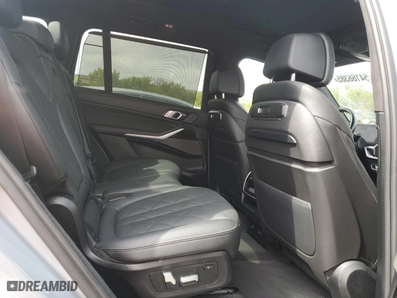 2023 BMW X7 xDrive40i with VIN 5UX23EM06P9M76099, listed as a Copart auction lot 54166385 with 67,400 mi miles and Clean Title. Bid and sale history available at carsss.com. Image 11.