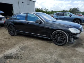 2010 Mercedes-Benz S 550 with VIN WDDNG7BB1AA326822, listed as a Copart auction lot 52373325 with 105,313 mi miles and Salvage Title. Bid and sale history available at DreamBid. Image 4.