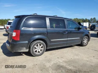 2013 Chrysler Town & Country Touring with VIN 2C4RC1BG5DR637900, listed as a Copart auction lot 88585365 with 271,424 mi miles and Clean Title. Bid and sale history available at carsss.com. Image 3.
