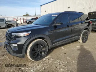 2023 Ford Explorer ST-Line with VIN 1FMSK8KH7PGA50671, listed as a Copart auction lot 48510865 with 33,367 mi miles and Salvage title. Bid and sale history available at DreamBid. Image 1.