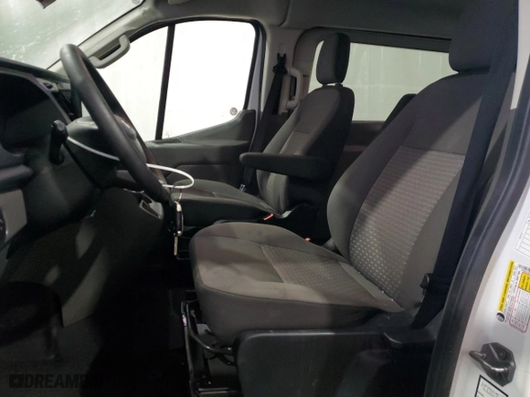 2023 Ford Transit Passenger Wagon XL with VIN 1FBAX2YG8PKA93527, listed as a Copart auction lot 45667225 with 31,111 mi miles and Clean Title. Bid and sale history available at carsss.com. Image 7.