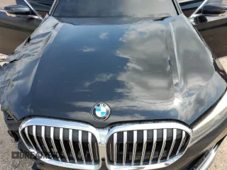 2020 BMW 7 Series 740i z VIN WBA7T2C06LGL17660, wystawiony jako Copart lot #57347885 z przebiegiem Nie podano mil oraz Tytuł czysty. Historia ofert i sprzedaży dostępna na DreamBid. Obrazek 11.
