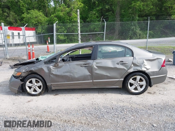 2008 Honda Civic EX-L z VIN 1HGFA16918L044300, wystawiony jako IAAI lot #42275970 z przebiegiem 165 428 mil mil oraz . Historia ofert i sprzedaży dostępna na DreamBid. Obrazek 14.