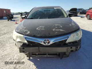 2014 Toyota Camry L with VIN 4T4BF1FK2ER376447, listed as a Copart auction lot 82886974 with 112,833 mi miles and Salvage Title. Bid and sale history available at DreamBid. Image 5.