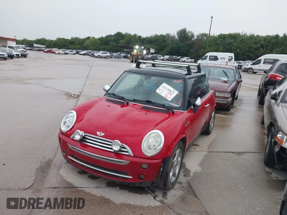 2005 MINI Hardtop with VIN WMWRC33415TJ67372, listed as a IAAI auction lot 42120875 with 153,727 mi miles and . Bid and sale history available at DreamBid. Image 2.