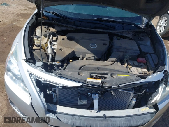 2013 Nissan Altima SV with VIN 1N4AL3AP4DN539082, listed as a IAAI auction lot 41848939 with 142,294 mi miles and . Bid and sale history available at carsss.com. Image 10.