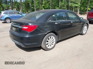 2013 Chrysler 200 Limited with VIN 1C3CCBCGXDN609294, listed as a IAAI auction lot 42172839 with 41,501 mi miles. Bid and sale history available at carsss.com. Image 4.