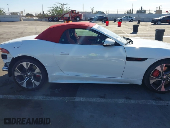 2024 Jaguar F-Type with VIN SAJDF5EE2RCK85802, listed as a IAAI auction lot 41074659 with 3,924 mi miles and . Bid and sale history available at DreamBid. Image 14.