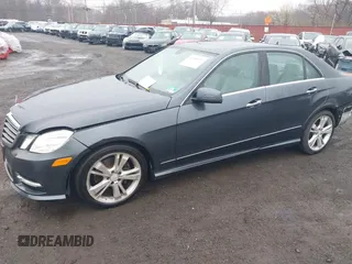 2013 Mercedes-Benz E 350 Luxury with VIN WDDHF8JB1DA663213, listed as a IAAI auction lot 41955371 with 92,711 mi miles and . Bid and sale history available at DreamBid. Image 17.