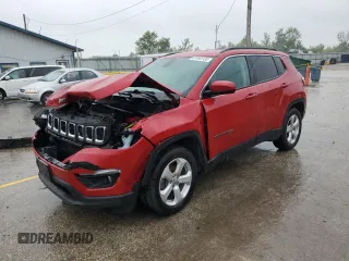 2019 Jeep Compass Latitude с VIN 3C4NJCBB0KT613695, выставлен на аукционе Copart как лот 61493135 с пробегом 103 602 миль миль и Списание • Salvage title. История ставок и продаж доступна на DreamBid. Изображение 1.