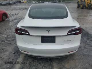 2020 Tesla Model 3 Performance z VIN 5YJ3E1EC9LF784594, wystawiony jako Copart lot #56179955 z przebiegiem 97 419 mil mil oraz Szkoda całkowita • Salvage title. Historia ofert i sprzedaży dostępna na DreamBid. Obrazek 6.