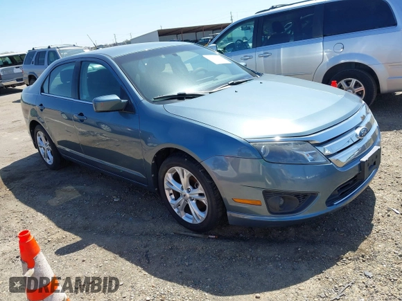2012 Ford Fusion SE z VIN 3FAHP0HG9CR138274, wystawiony jako IAAI lot #41970444 z przebiegiem 105 707 mil mil oraz . Historia ofert i sprzedaży dostępna na DreamBid. Obrazek 1.