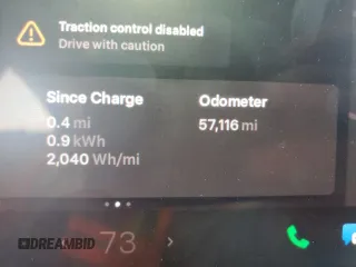 2021 Tesla Model Y Performance z VIN 5YJYGDEF2MF277467, wystawiony jako Copart lot #52410275 z przebiegiem 57 116 mil mil oraz Szkoda całkowita • Salvage title. Historia ofert i sprzedaży dostępna na DreamBid. Obrazek 9.