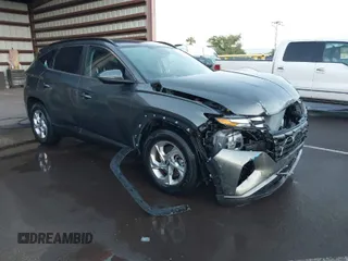 2022 Hyundai Tucson SEL with VIN 5NMJB3AE8NH018358, listed as a IAAI auction lot 41678049 with 29,591 mi miles. Bid and sale history available at carsss.com. Image 1.