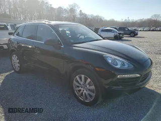 2013 Porsche Cayenne Diesel с VIN WP1AF2A2XDLA21133, выставлен на аукционе Copart как лот 46412045 с пробегом 138 047 миль миль и Списание • Salvage title. История ставок и продаж доступна на DreamBid. Изображение 4.