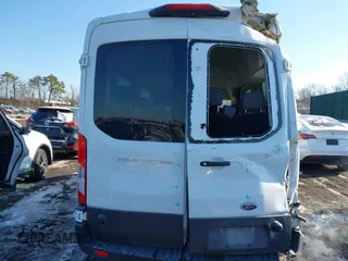 2024 Ford Transit Passenger XL with VIN 1FBAX2C85RKA16018, listed as a IAAI auction lot 41400715 with 13,842 mi miles. Bid and sale history available at carsss.com. Image 16.