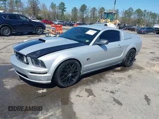 2006 Ford Mustang GT Deluxe with VIN 1ZVFT82H065247658, listed as a IAAI auction lot 41930064 with 167,308 mi miles and . Bid and sale history available at carsss.com. Image 17.