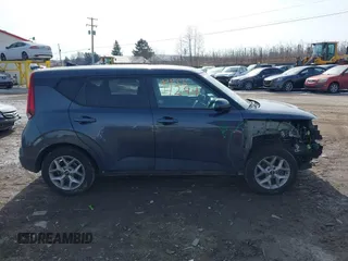 2020 Kia Soul LX with VIN KNDJ23AU2L7730747, listed as a IAAI auction lot 41474294 with 67,975 mi miles. Bid and sale history available at carsss.com. Image 13.