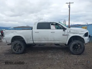 2018 Ram 2500 Laramie with VIN 3C6UR5FL9JG405980, listed as a IAAI auction lot 40981248 with 40,269 mi miles. Bid and sale history available at carsss.com. Image 14.