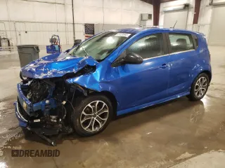 2018 Chevrolet Sonic LT z VIN 1G1JD6SH3J4105391, wystawiony jako Copart lot #47450685 z przebiegiem 69 558 mil mil oraz Nie do naprawy • Non repairable. Historia ofert i sprzedaży dostępna na DreamBid. Obrazek 1.