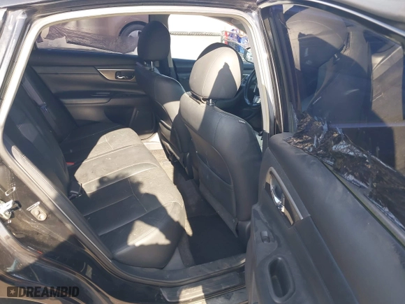 2013 Nissan Altima 3.5 SL with VIN 1N4BL3AP1DN443186, listed as a IAAI auction lot 42051445 with 164,696 mi miles. Bid and sale history available at carsss.com. Image 8.