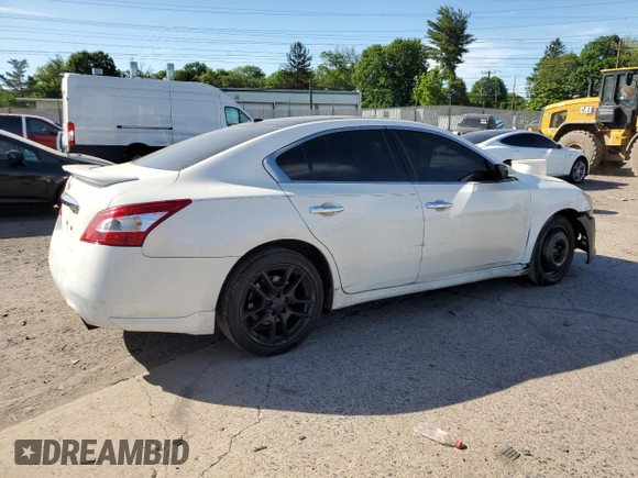 2011 Nissan Maxima SV z VIN 1N4AA5AP1BC857462, wystawiony jako Copart lot #57588525 z przebiegiem 103 476 mil mil oraz Czysty tytuł • Clean title. Historia ofert i sprzedaży dostępna na DreamBid. Obrazek 3.
