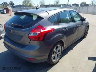 2014 Ford Focus SE with VIN 1FADP3K21EL123993, listed as a IAAI auction lot 41869253 with 83,525 mi miles. Bid and sale history available at carsss.com. Image 4.