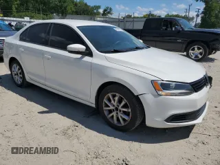 2011 Volkswagen Jetta SE with VIN 3VWDZ7AJ0BM052023, listed as a Copart auction lot 59148675 with 132,303 mi miles and Salvage title. Bid and sale history available at DreamBid. Image 4.