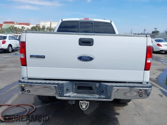 2004 Ford F-150 XLT with VIN 1FTPW14584FA24705, listed as a IAAI auction lot 41883212 with 172,251 mi miles. Bid and sale history available at carsss.com. Image 16.