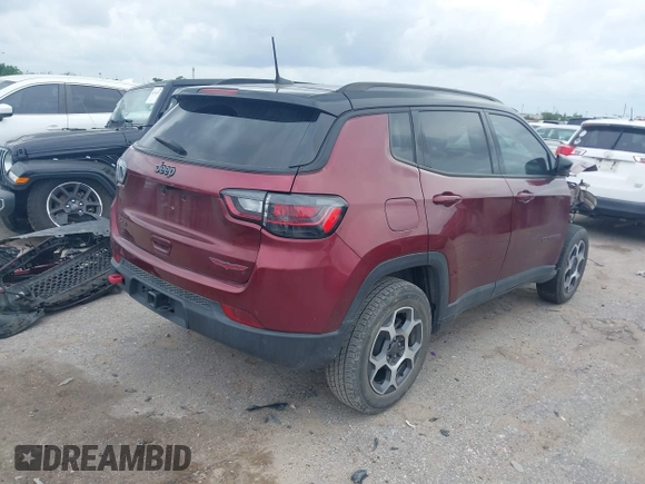 2022 Jeep Compass Trailhawk with VIN 3C4NJDDB3NT203092, listed as a IAAI auction lot 42017373 with Not provided miles and . Bid and sale history available at DreamBid. Image 4.