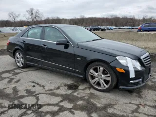 2012 Mercedes-Benz E 350 Luxury with VIN WDDHF8JB3CA624167, listed as a Copart auction lot 52802215 with 87,989 mi miles and Salvage title. Bid and sale history available at DreamBid. Image 4.